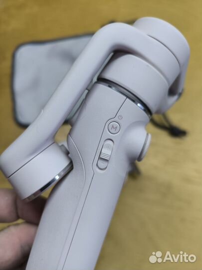 Стабилизатор для смартфона DJI Osmo Mobile 5