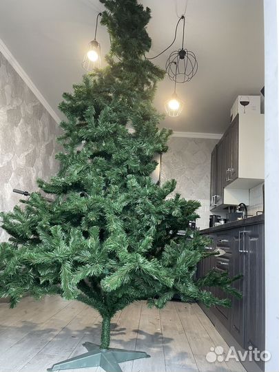 Елка искусственная 270