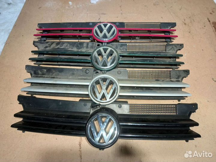 Решетка радиатора Golf 4 Гольф 4