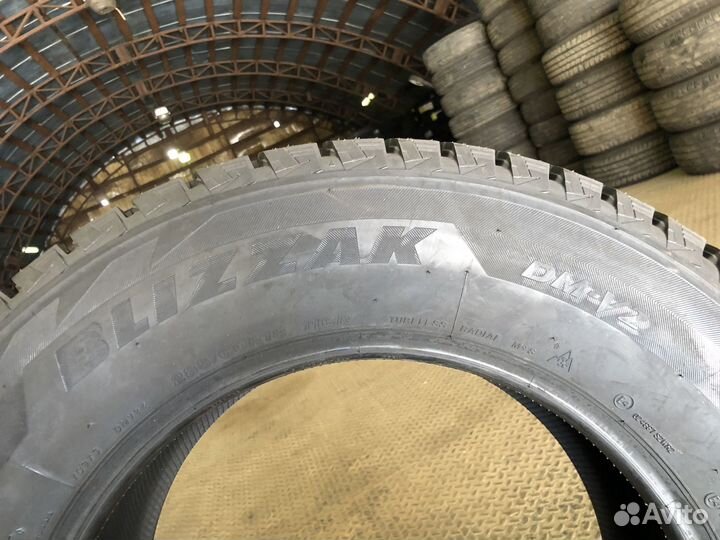 Bridgestone Blizzak DM-V2 285/60 R18 116R