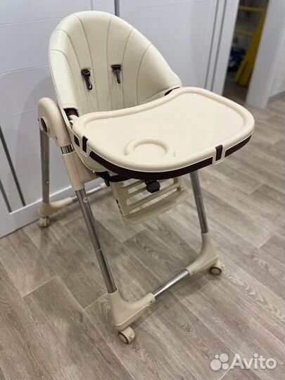 Стульчик для кормления Tommy No reservation