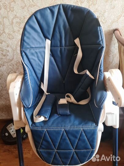 Стульчик для кормления capella