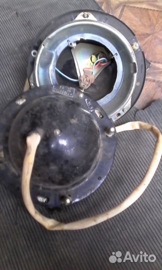 Горшки для фар,зеркало правое