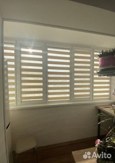 Рулонные шторы блэкаут в коробе W8407