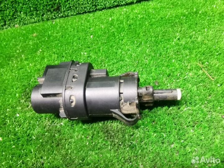 Датчик стоп-сигнала Volvo S40 II 1.6 2006