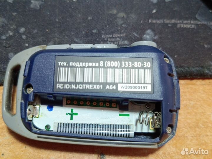 Продам брелок Starline A64