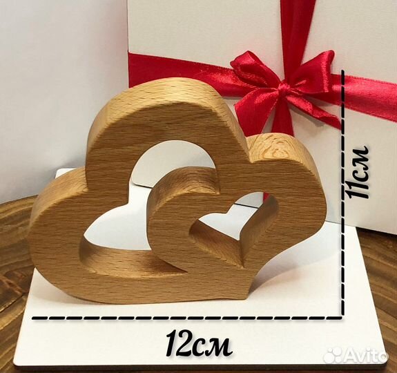 Декоративные статуэтки из дерева