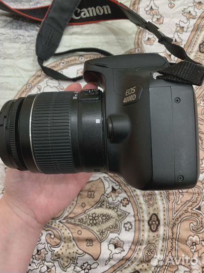 Canon eos 4000d