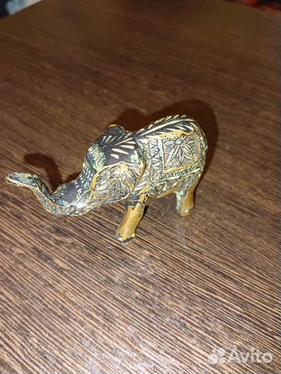 Статуэтка, слон