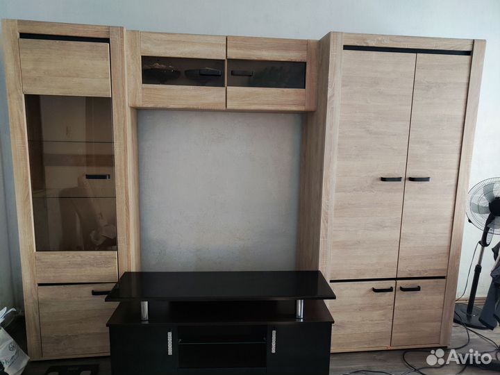 Стенка гостинная