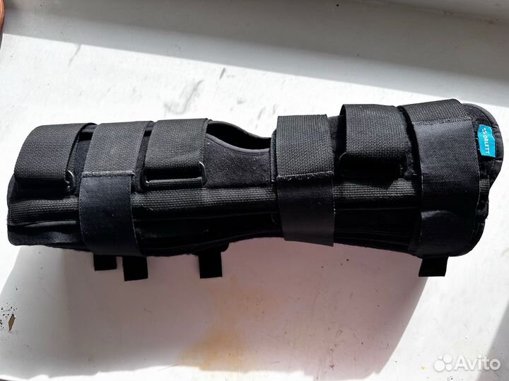 Ортез (тутор) на коленный сустав