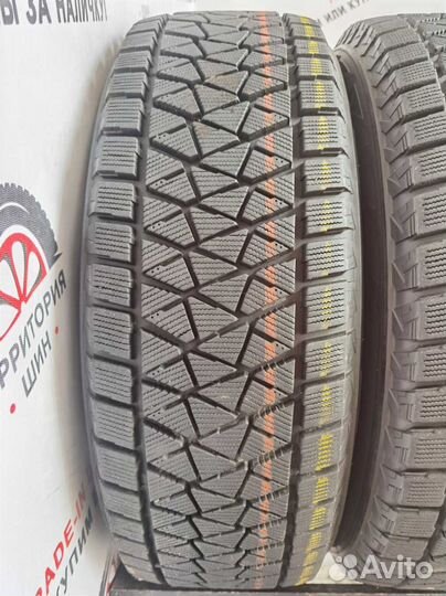 Bridgestone Blizzak DM-V2 225/65 R17 102Q