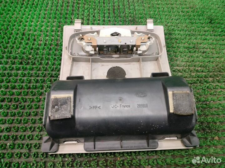 Плафон салонный Ford Mondeo 3 cjba 2001