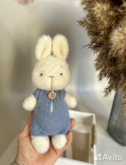 Вязаный зайка