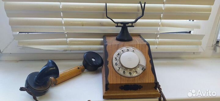 Старый телефон