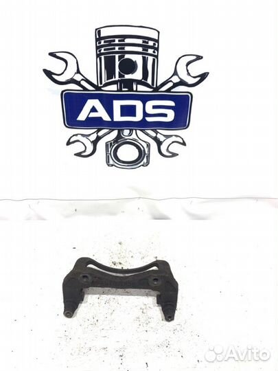 Скоба суппорта передняя Ssangyong Kyron 2 G23D