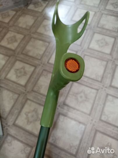 Трость опорная локтевая