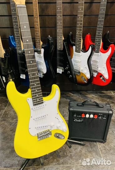 Комплект Электрогитара с комбиком 15 Вт