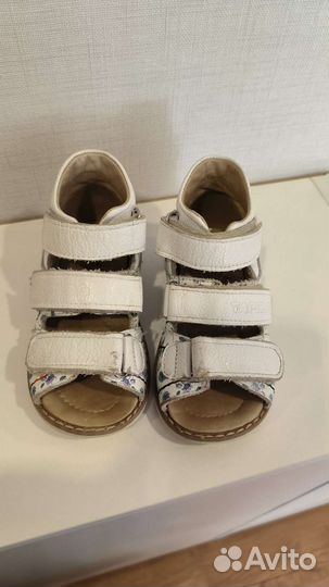 Сандали для девочки