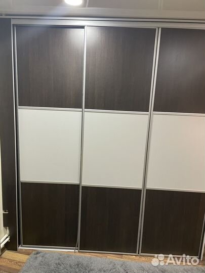 Продам встроенный шкаф