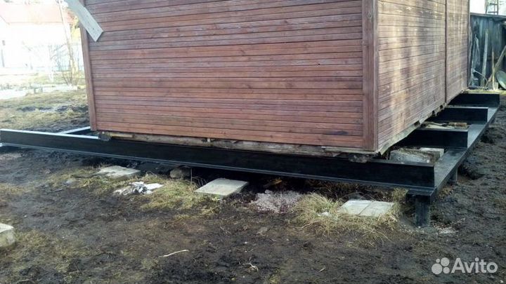 Перенос дома на винтовые сваи