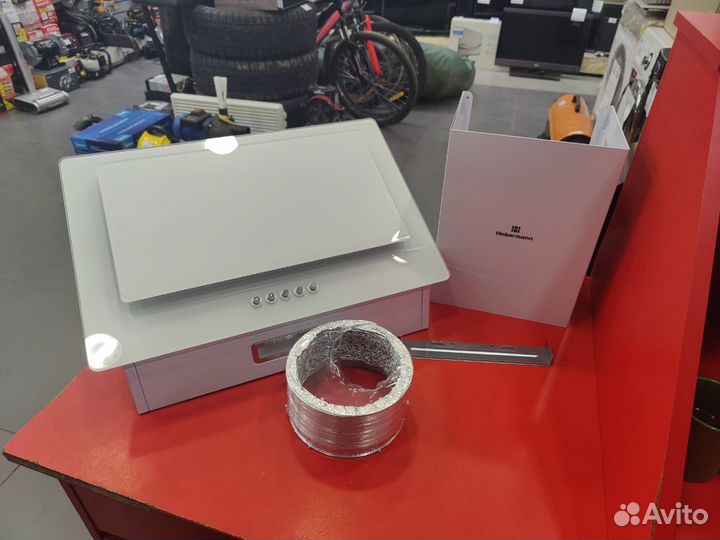 Наклонная кухонная вытяжка Hebermann hbkh 50.4 W