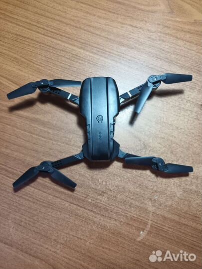 Квадракоптер с 2 камерами