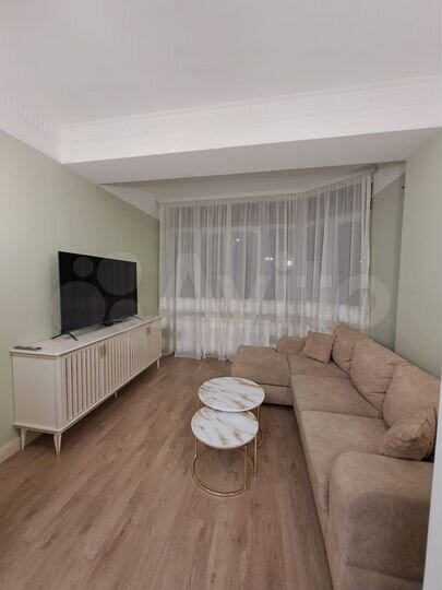 3-к. квартира, 93 м², 8/13 эт.