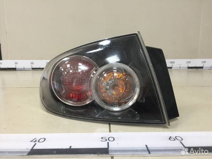 Фонарь задний наружный левый Mazda Mazda 3 BK 2002