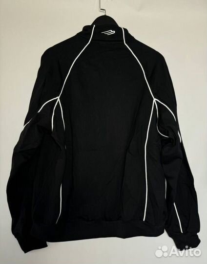 В наличии Balenciaga Tracksuit 3b Jacket