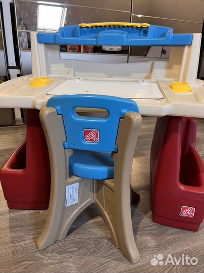 Стол для таорчества от 2 до 7 лет Step 2