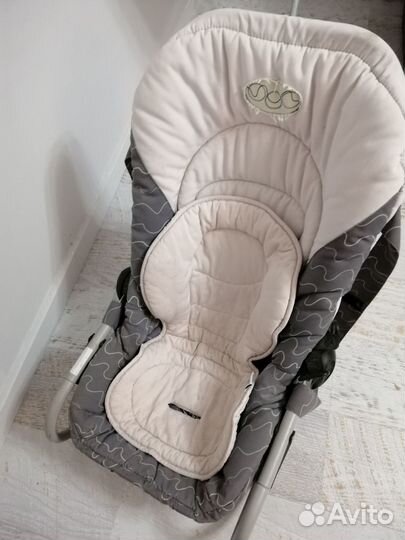 Шезлонг детский