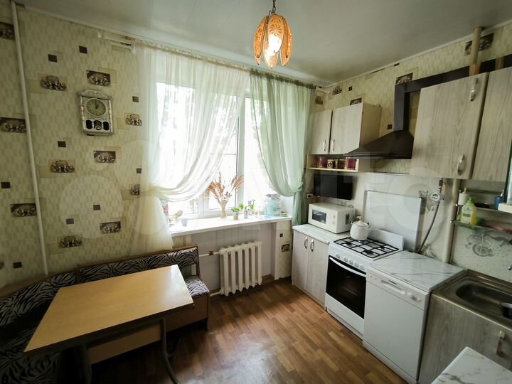 3-к. квартира, 75 м², 2/4 эт.