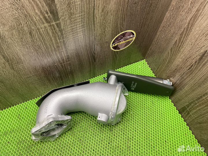 Тормоз горный в сборе с трубой угловой MC13 Sitrak