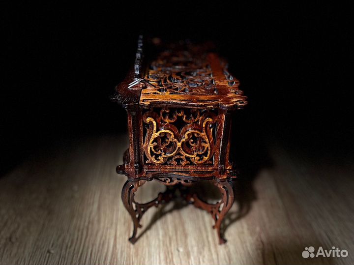 Шкатулка для украшений из дерева