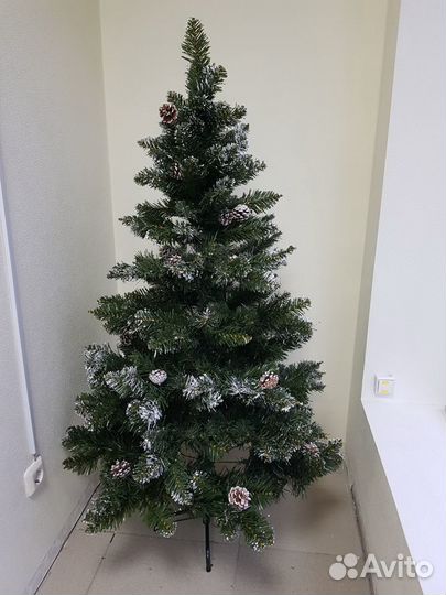 Елка заснеженная с шишечками 240 см