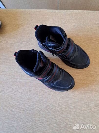 Ботинки демисезонные р.33