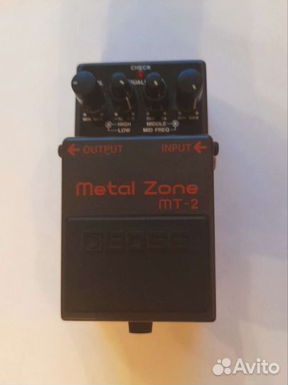 Boss metal zone MT 2 гитарная педаль