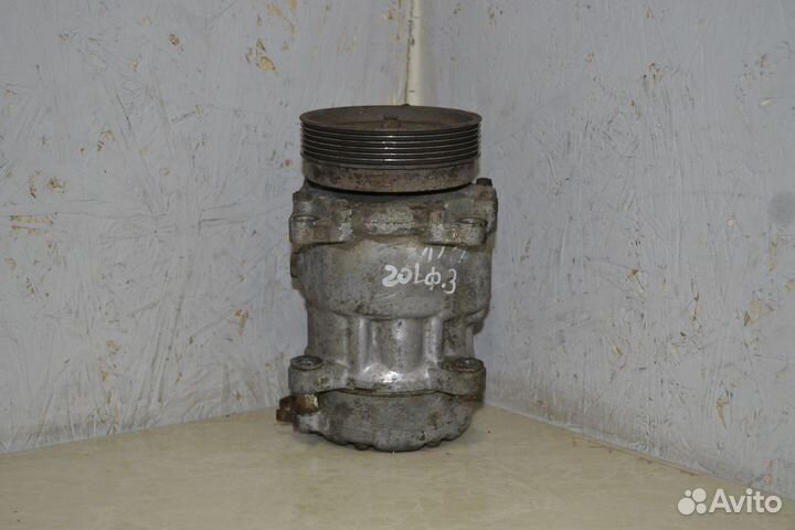 Компрессор кондиционера Volkswagen Golf 3