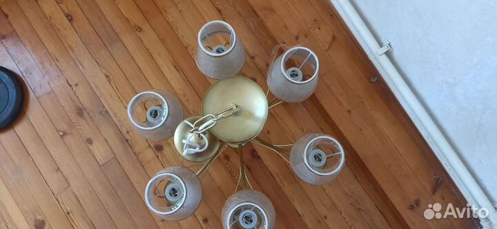 Люстра новая