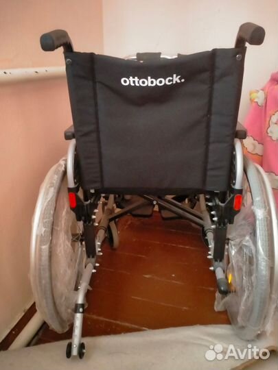 Инвалидная коляска