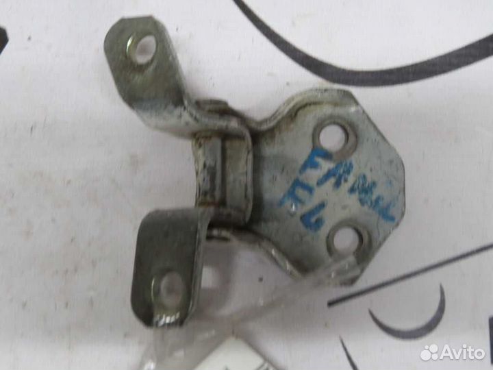 Петля двери mazda 323 626 capella familia ford ixi