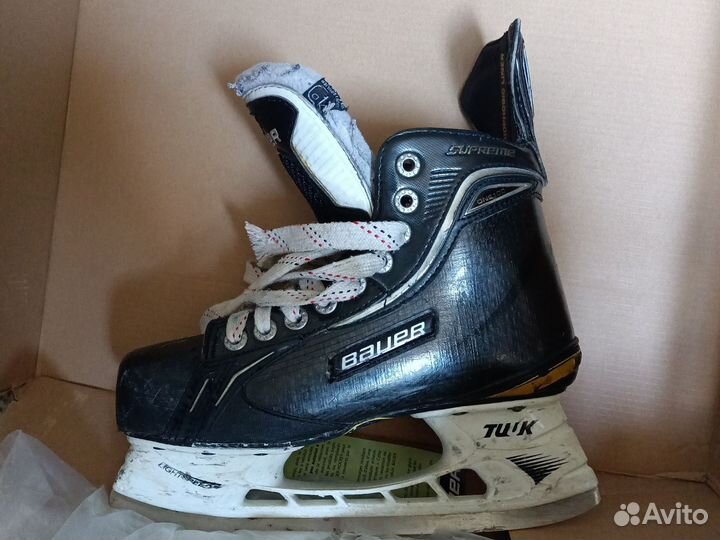 Хоккейные коньки bauer one 100