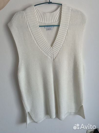 Жилет женский трикотажный 44 размера