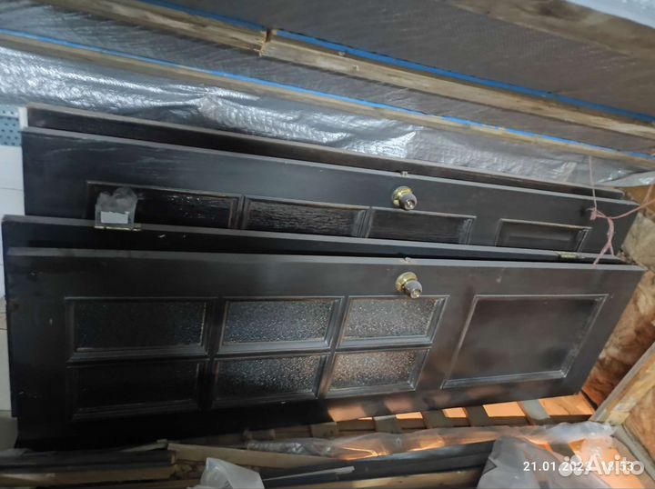 Дверь деревянная бу