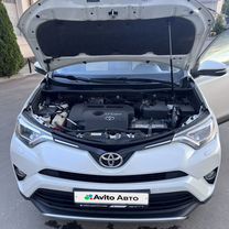 Toyota RAV4 2.2 AT, 2016, 98 000 км, с пробегом, цена 2 730 000 руб.