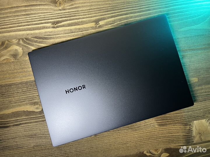 Honor MagicBook 14(r7 5700u/16/512/ENG)