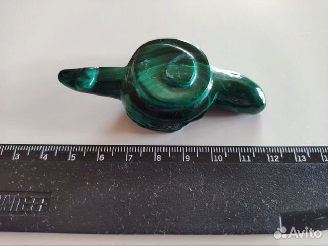 Фигурка Улитка из натурального малахита