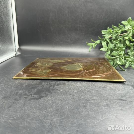 Панно Чеканка Картина Девушка мама с ребенком