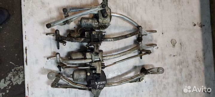 Рычажный механизма стеклоочист.BMW F10 F02